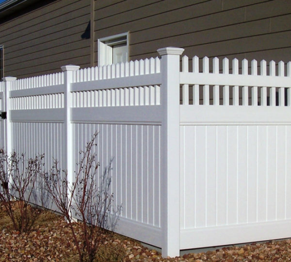 Palisade Privacy Fence