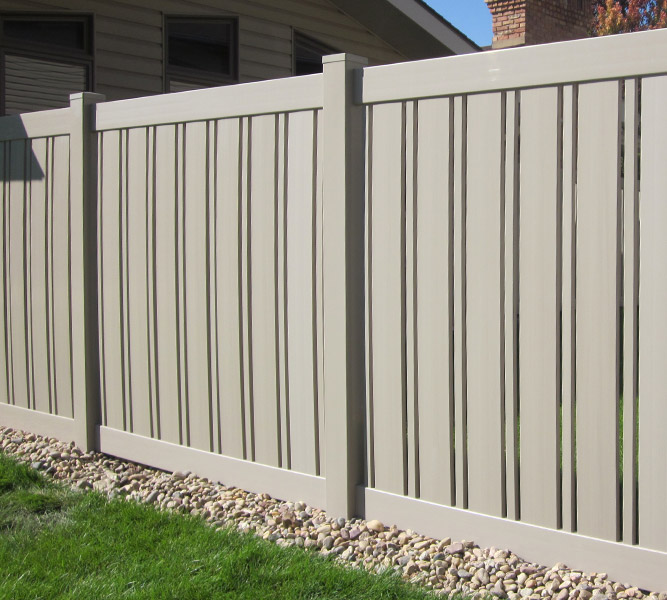 6' Standard With Alternating Picket Semi-Privacy Fence-535