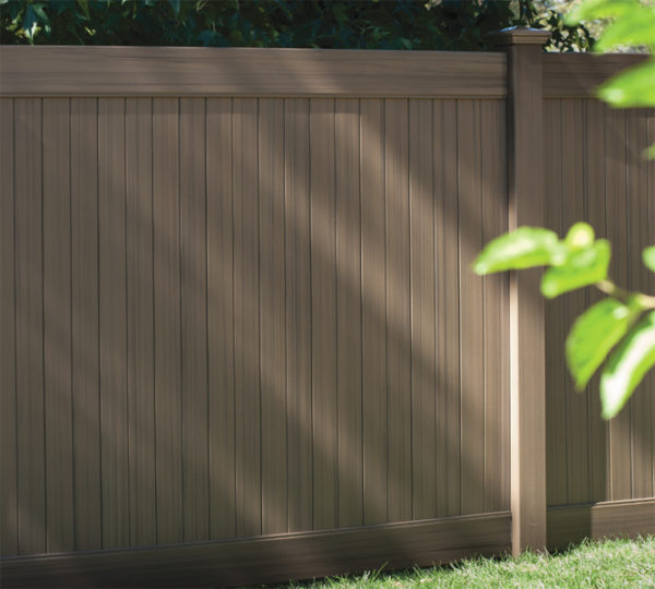 Chestnut Brown Woodland Select Privacy Fence